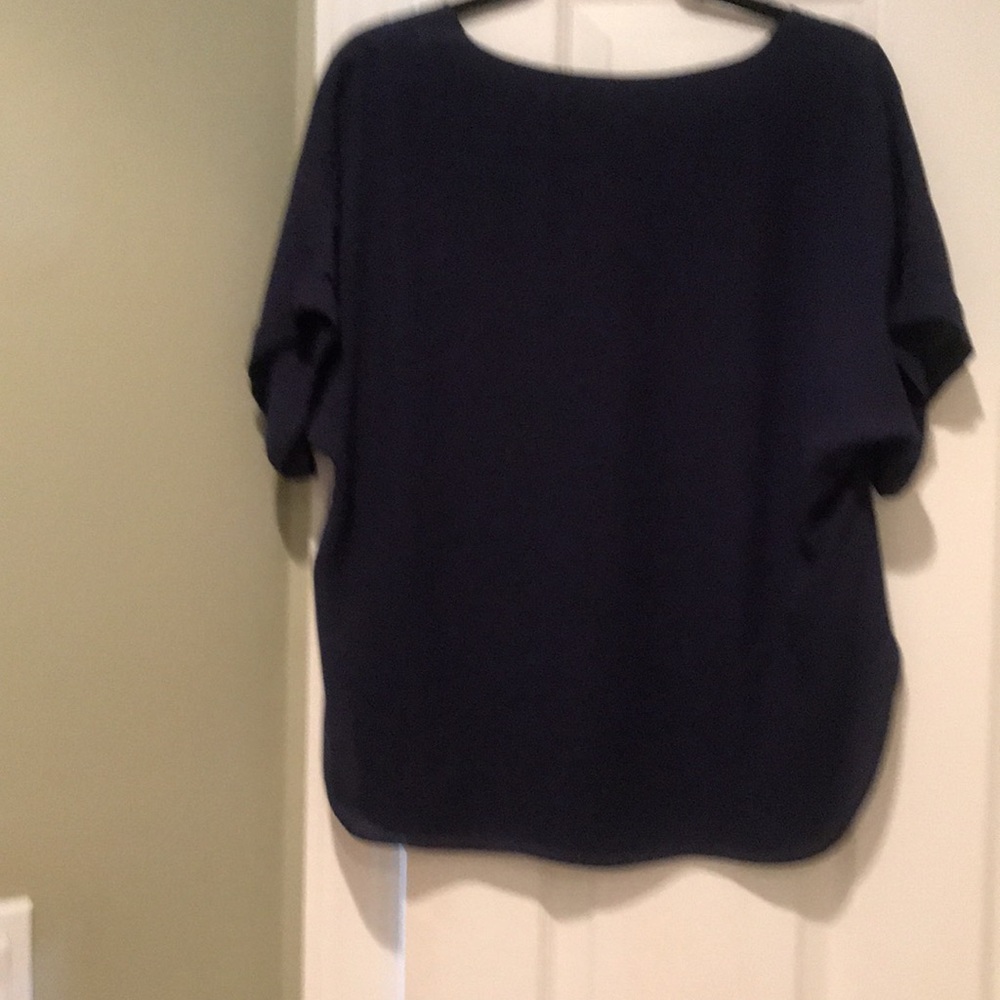 Navy crepe top very pretty